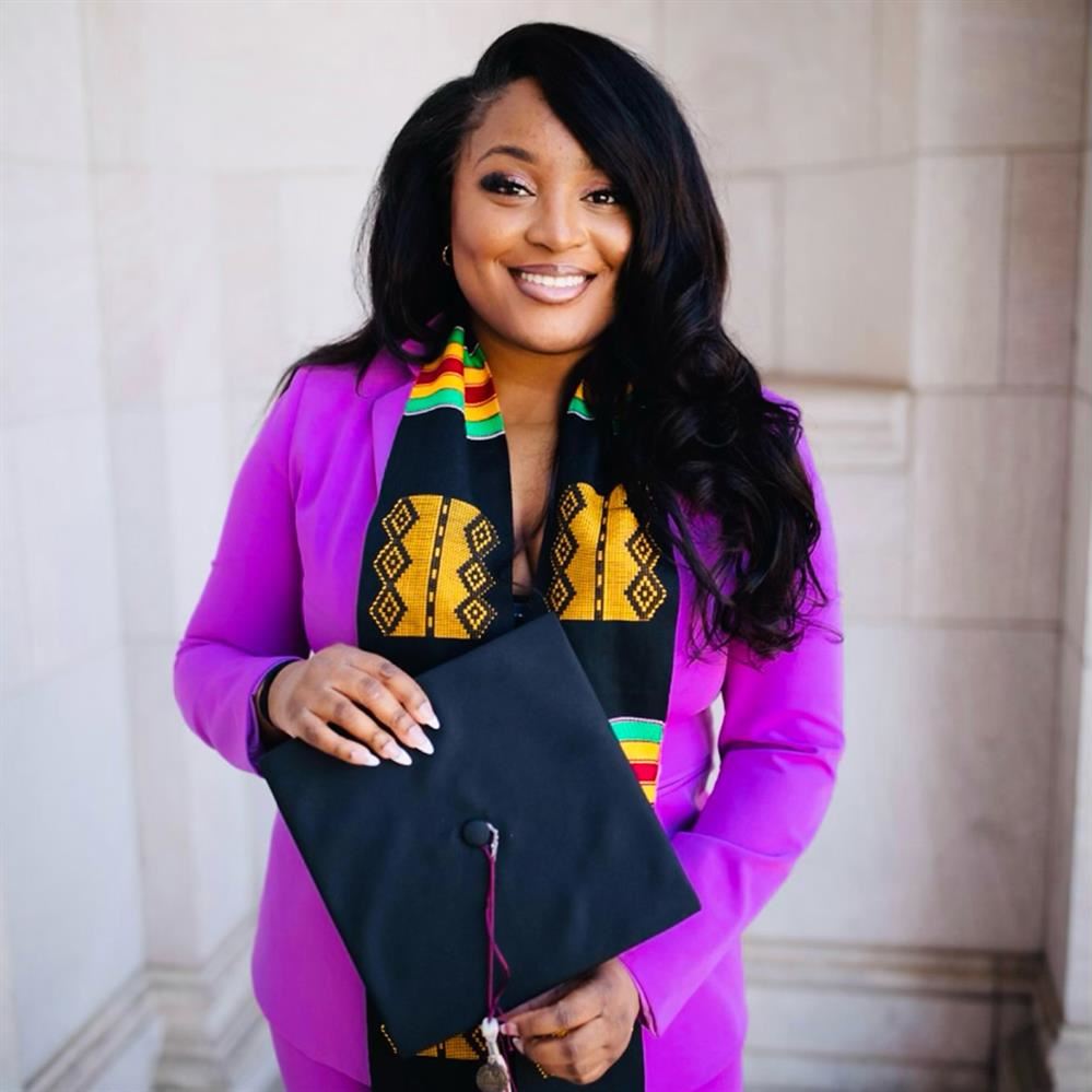  Richnetta photo with graduation cap